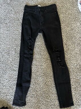 Abercrombie & Fitch Black Distressed Skinny Jeans